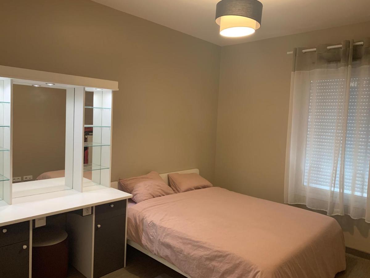 Luxurious Flat In Bondy, Apartment Bagian luar foto